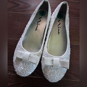 Nina Women's White Sequin Ballet Flats Size 4